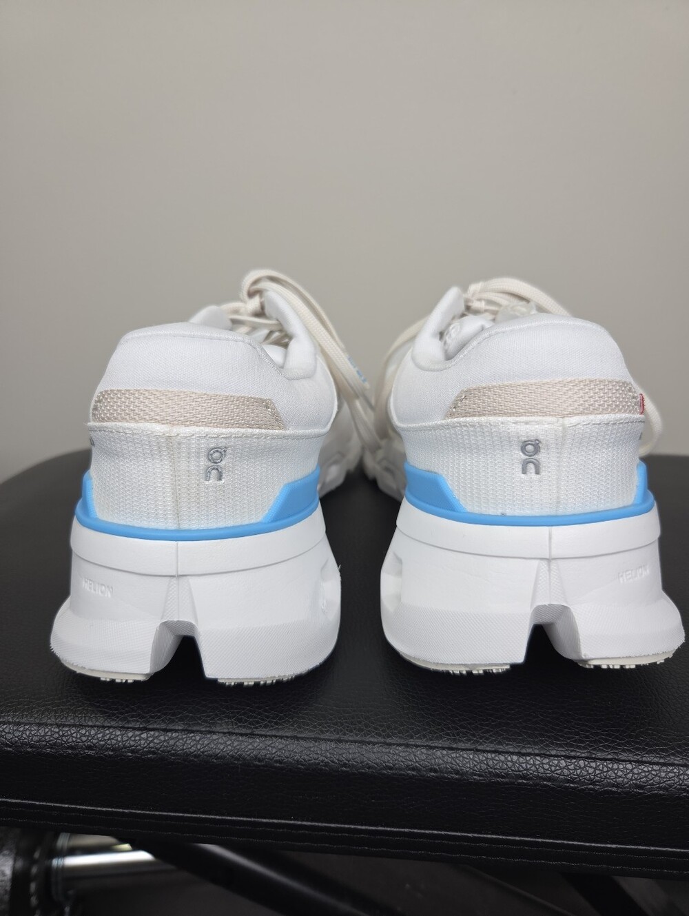 On Cloudrunner 2 Womens 8 Running Shoes White Blue Cushion Mesh Sneaker - Picture 6 of 13